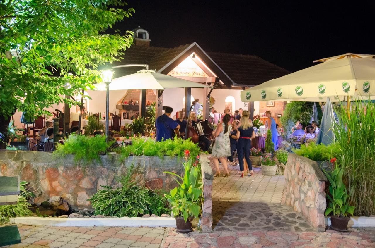 Hotel Drumski Raj Svilajnac Экстерьер фото