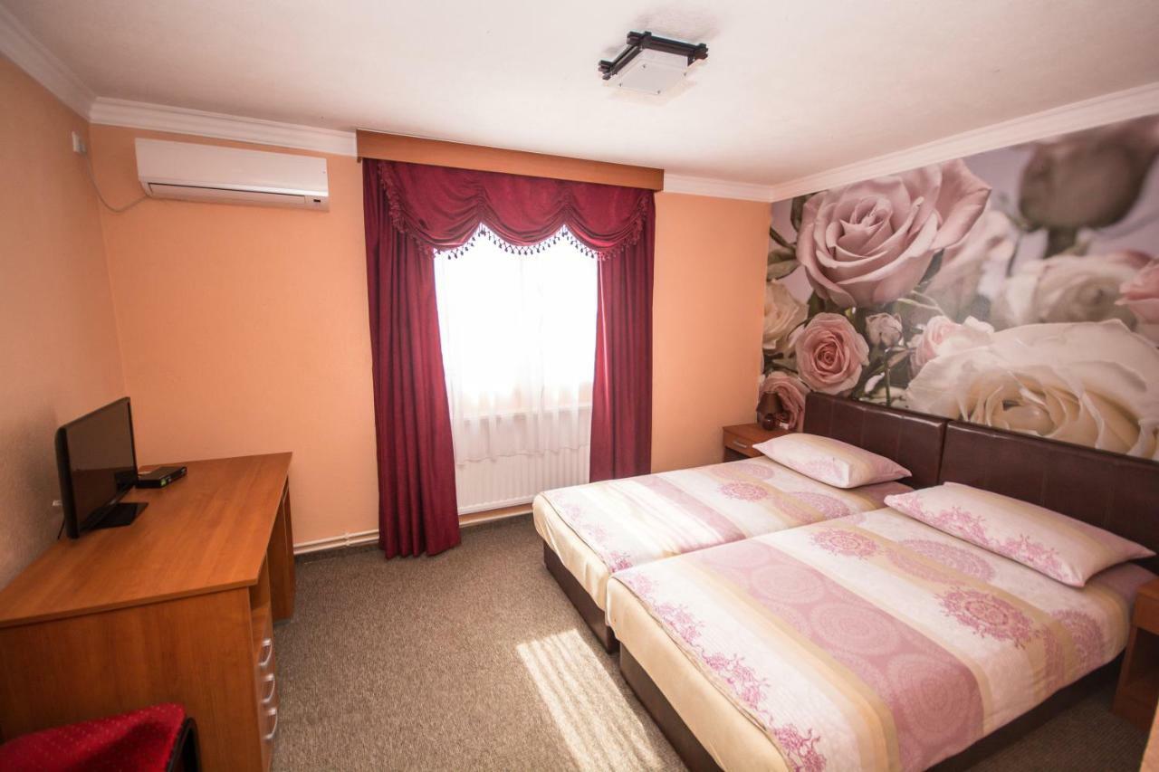 Hotel Drumski Raj Svilajnac Экстерьер фото